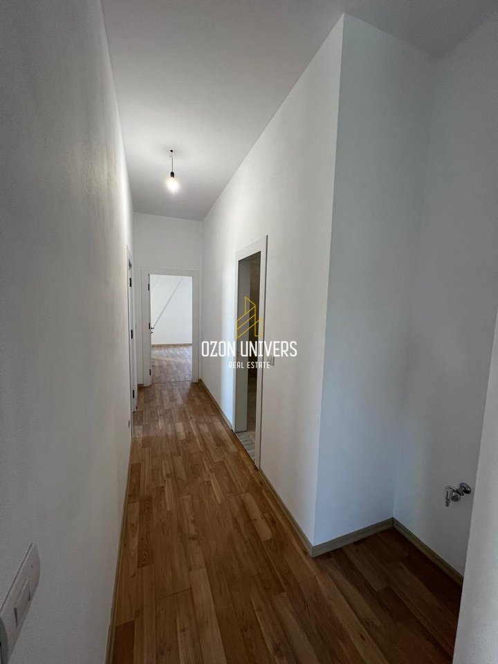 Apartament 2+1+2 në shitje, tek Rruga e Kosovarëve!