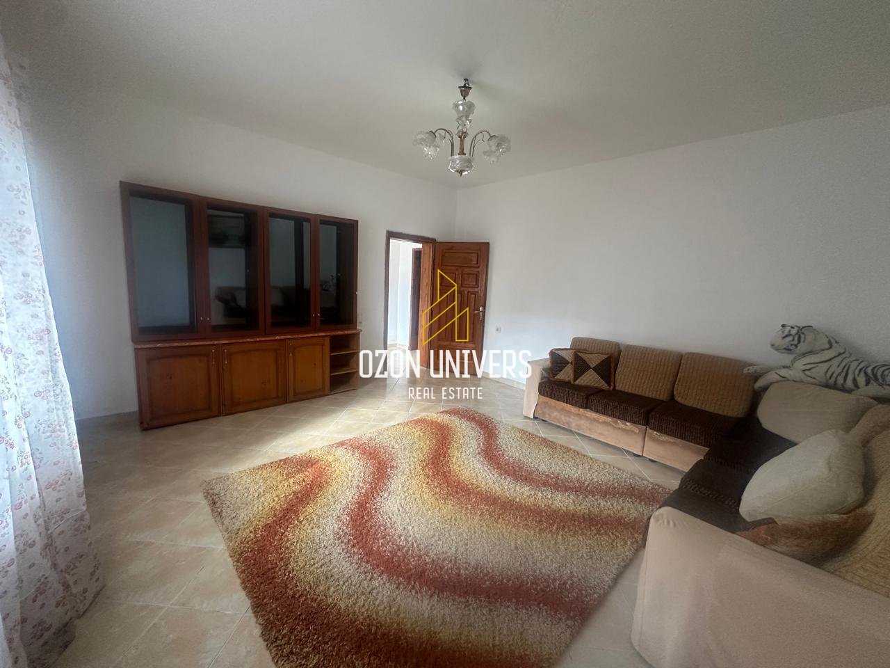 Apartament 2+1 për qira , në Allias, Rruga Njazi Meka
