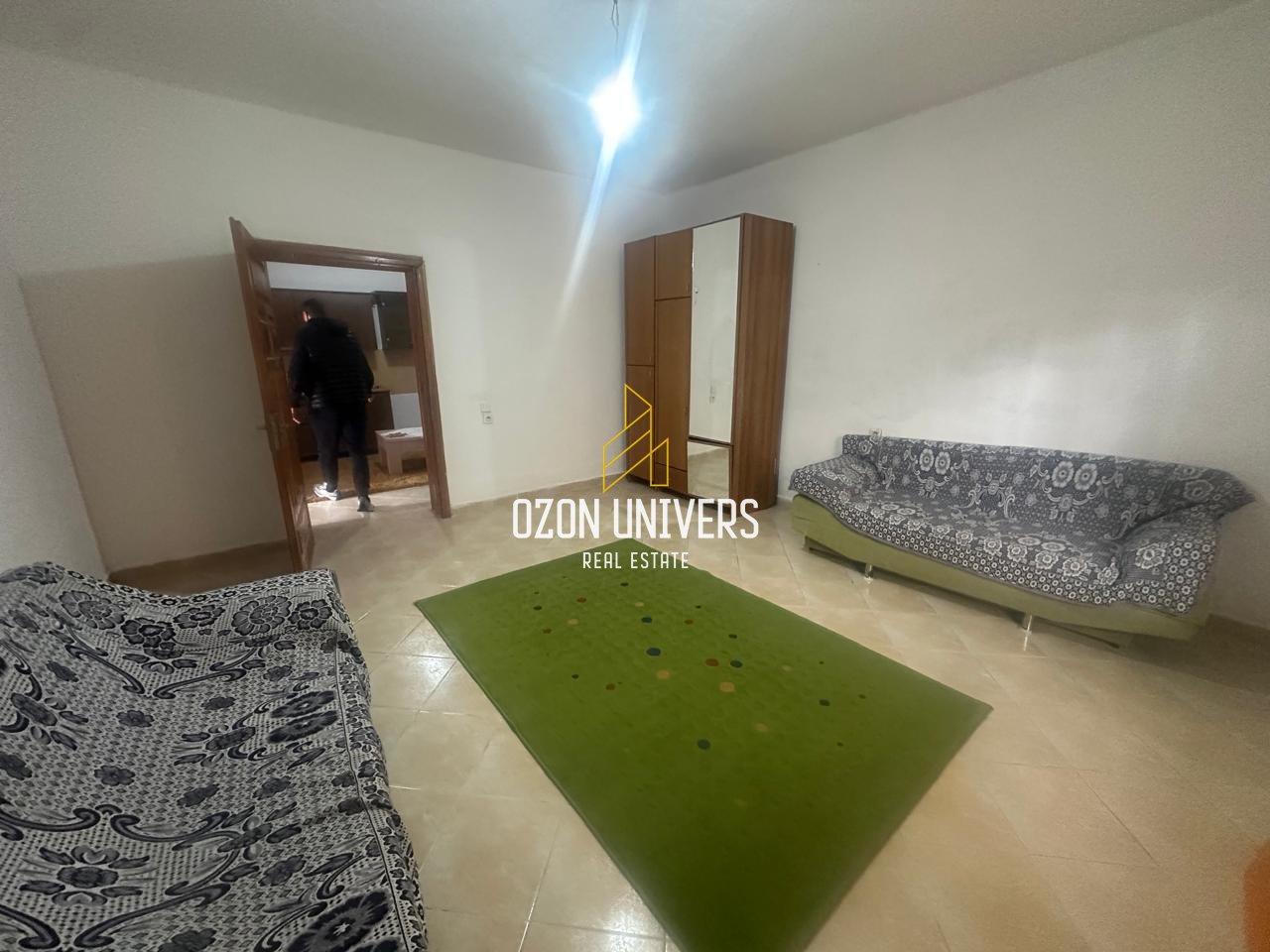 Apartament 2+1 për qira , në Allias, Rruga Njazi Meka