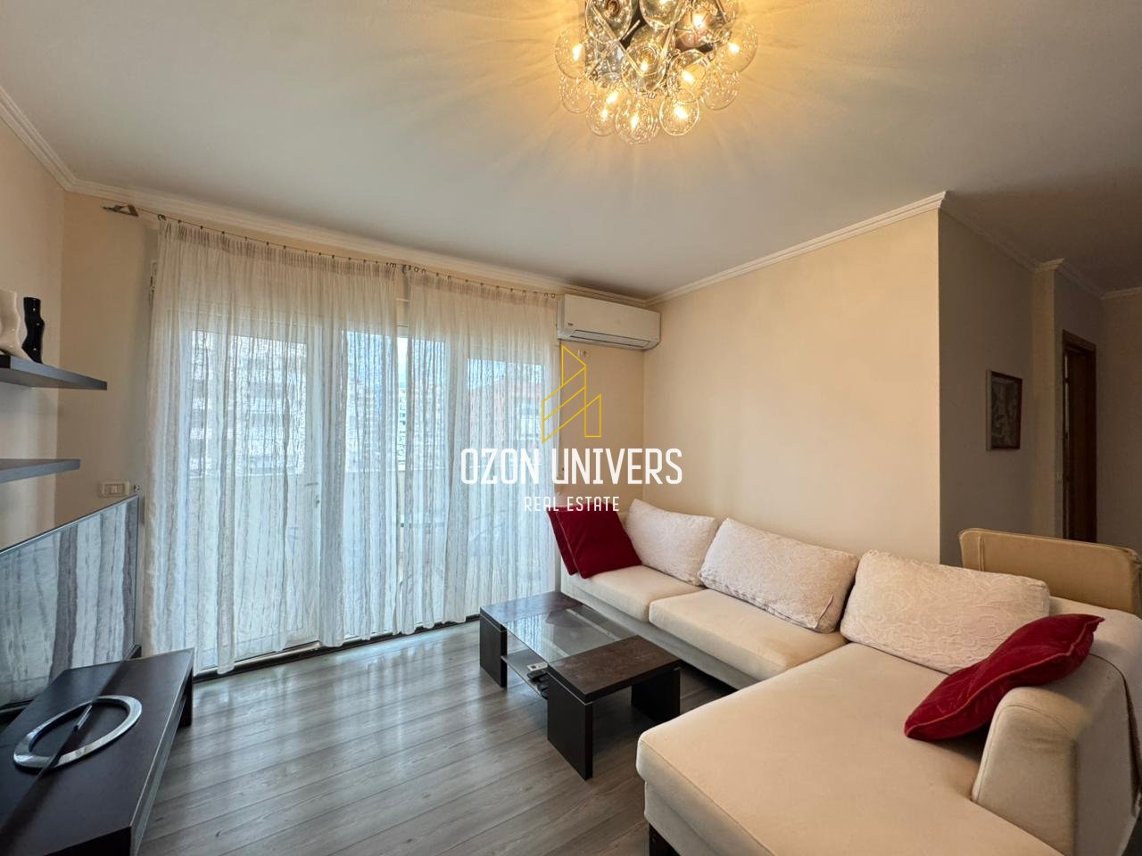 Apartament 2+1+2 për qira në Bllok, pranë Juridikut!