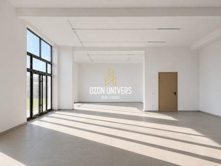 Business premises for rent at the former Aviation Field!