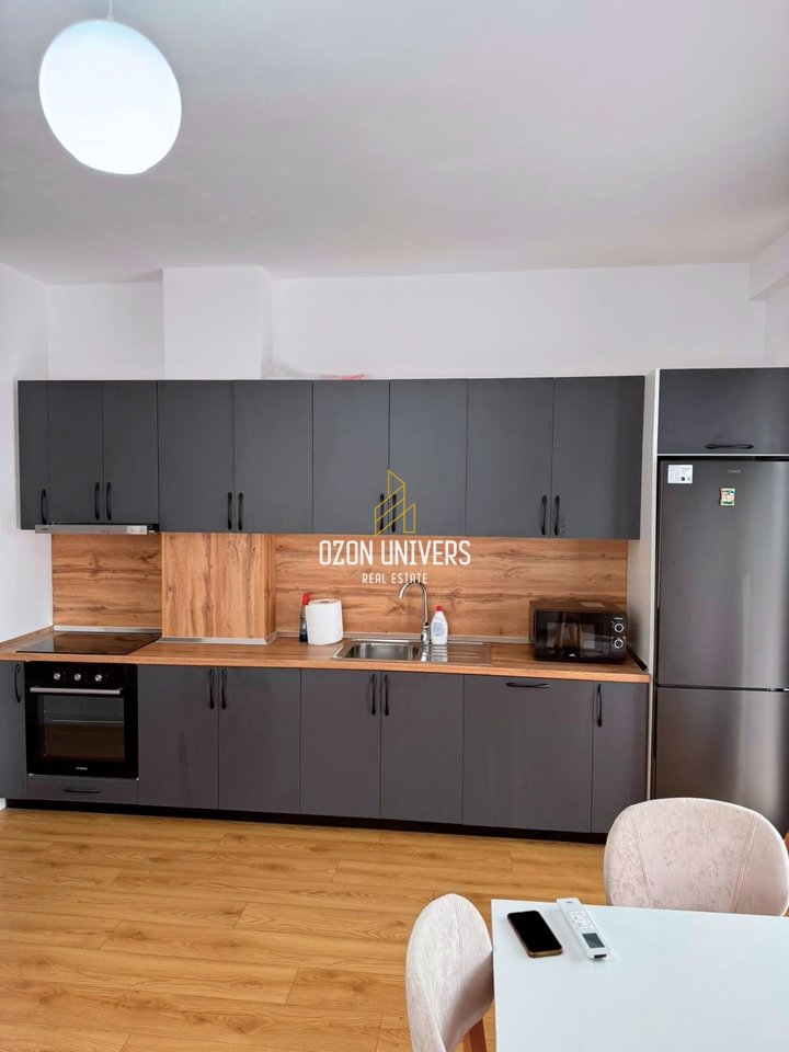 Apartament 2+1 për qira ,pranë Vilës L, Astir!