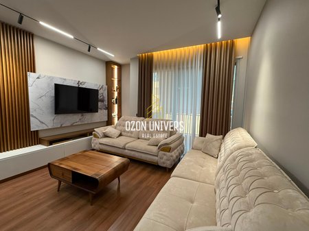 Apartament 2+1 me parkim, tek Rruga 5 Maji!