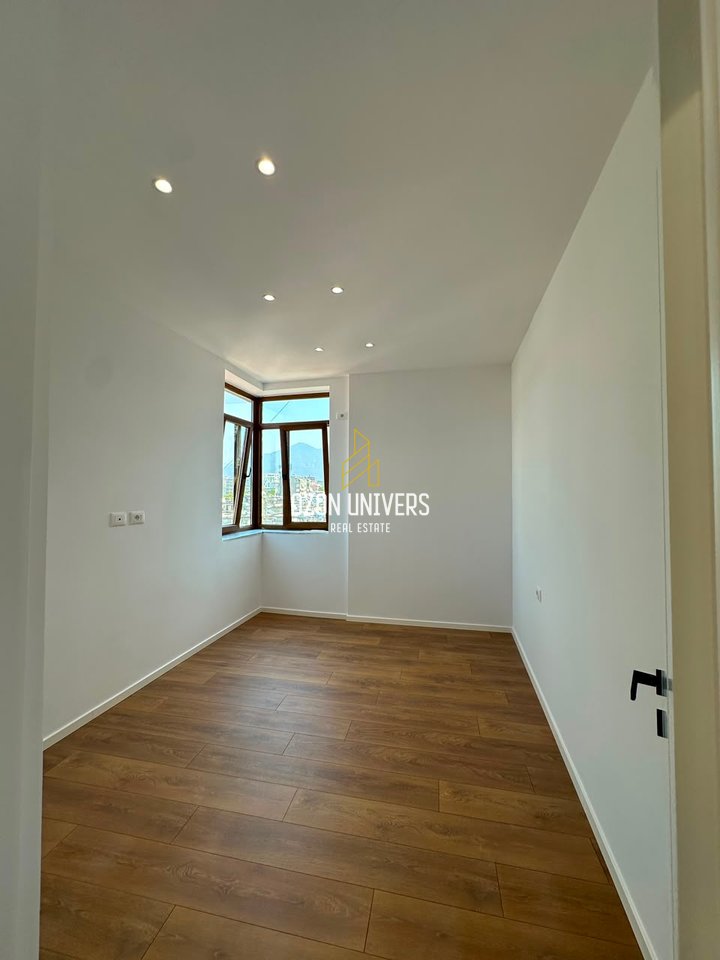 Apartament 2+1 për shitje, tek Ura e Nisharakut!