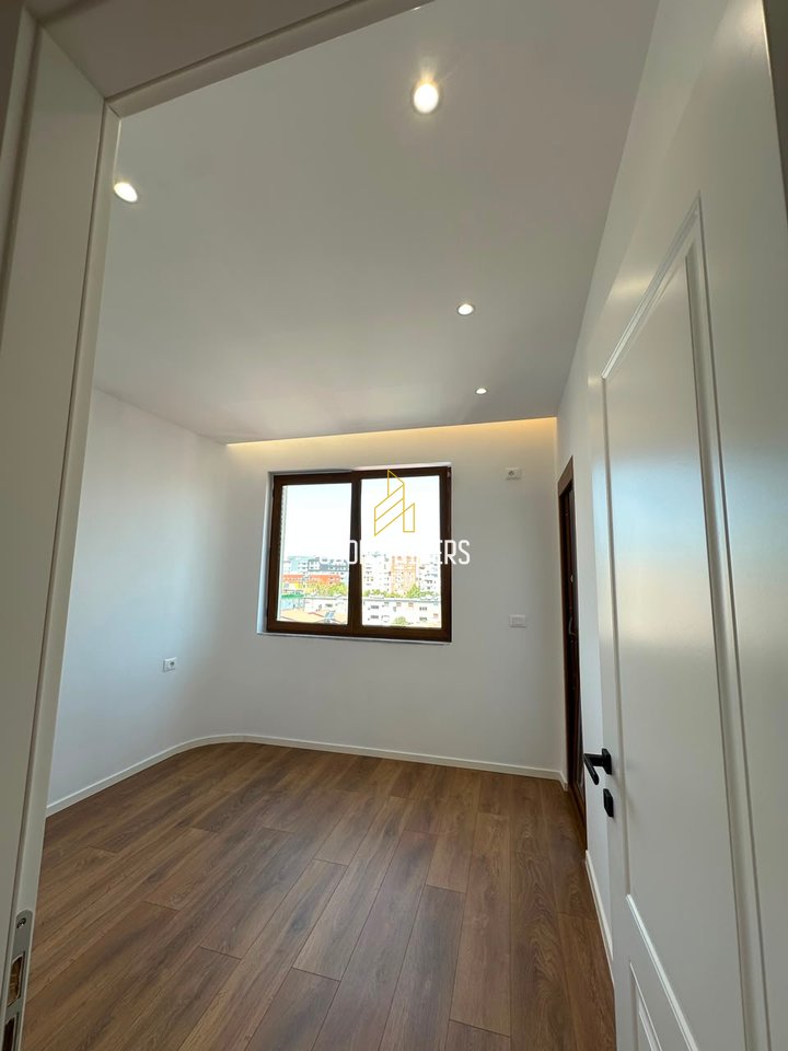 Apartament 2+1 për shitje, tek Ura e Nisharakut!
