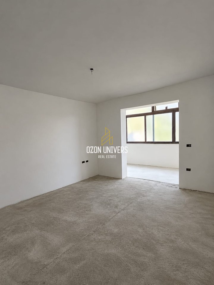 Apartament 3+1+2 për shitje në Myslym Shyr!