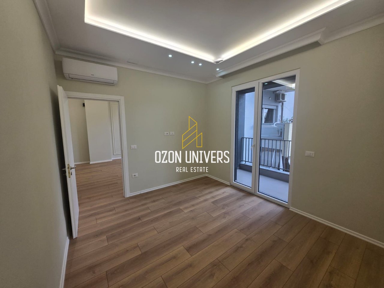 Apartament 1+1 për qira, tek Komuna e Parisit!