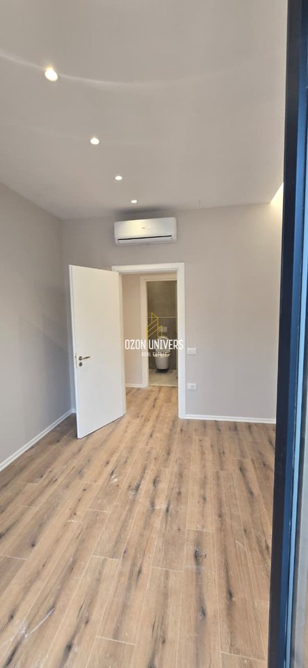 Apartament 2+1 për Qira, tek Komuna e Parisit!