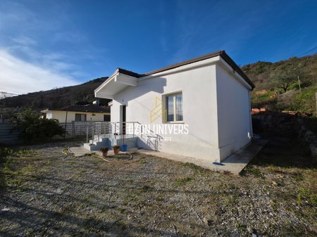 Casa privata in vendita a Ndroq!