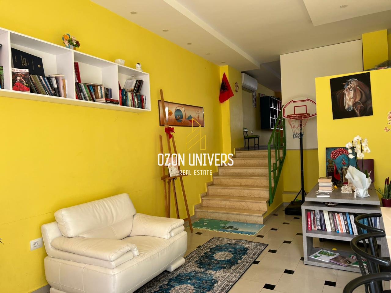 Super business premises for sale in Astir!