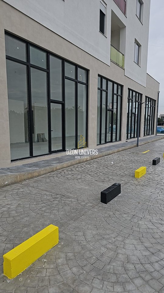 Ambient Biznesi për qira, në Astir!