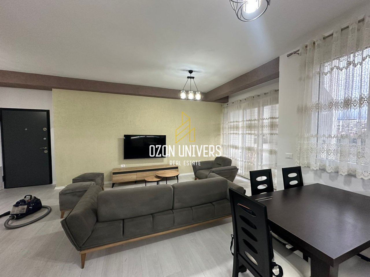 Apartament 2+1+parkim për qira, tek River Residence Astir!