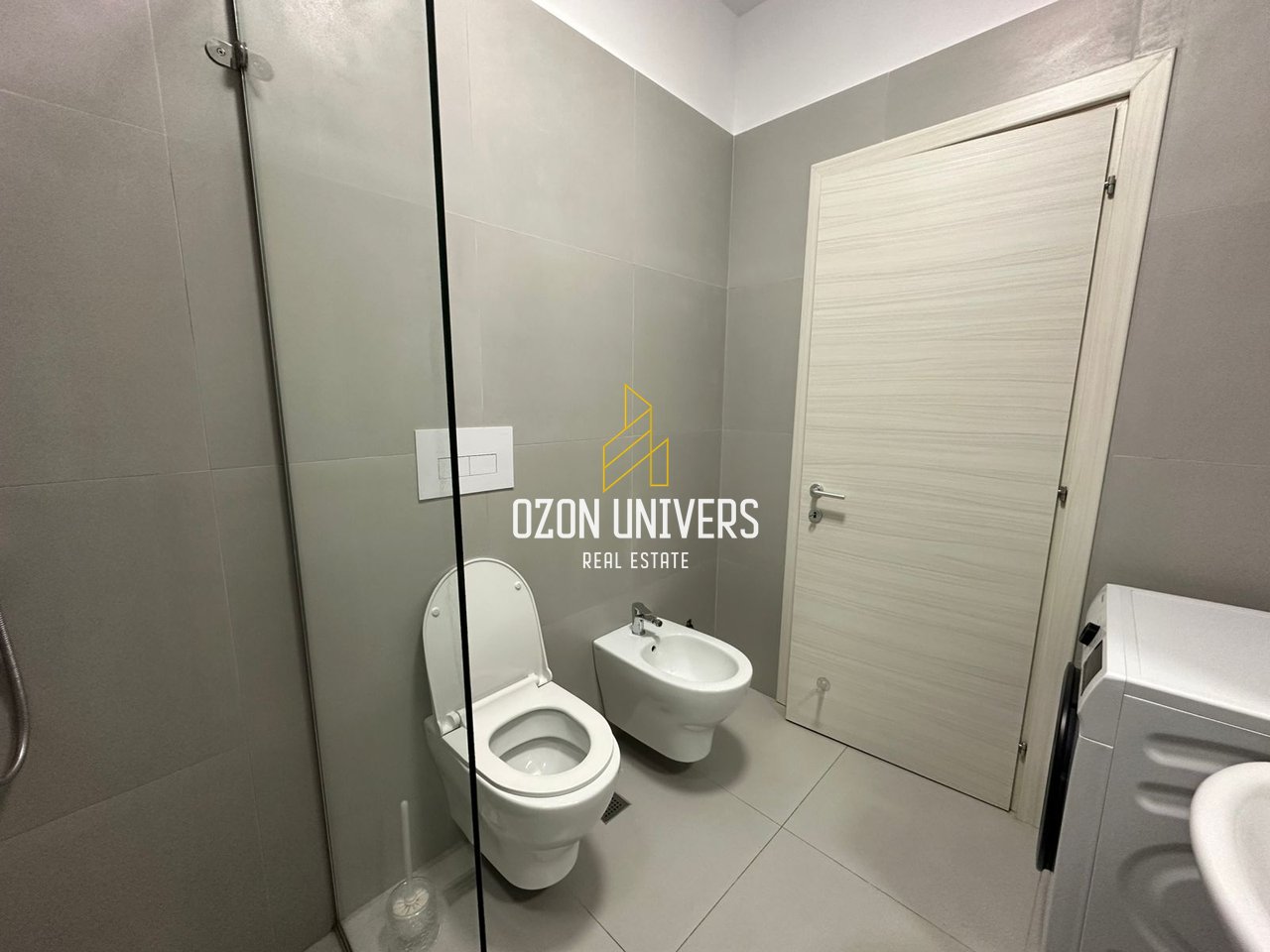 Apartament 2+1+parkim për qira, tek River Residence Astir!