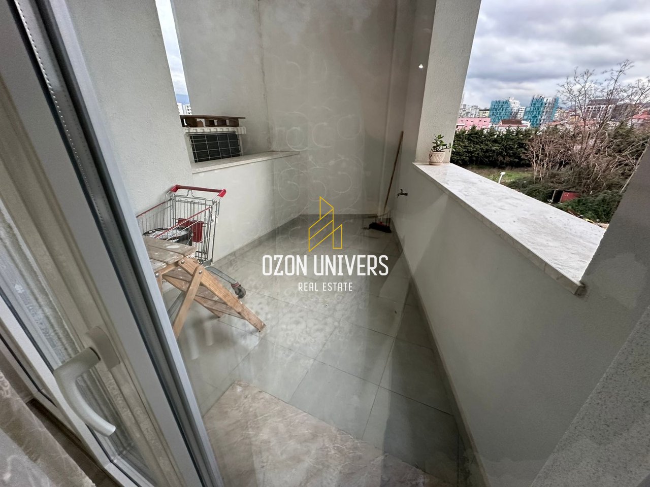 Apartament 2+1+parkim për qira, tek River Residence Astir!