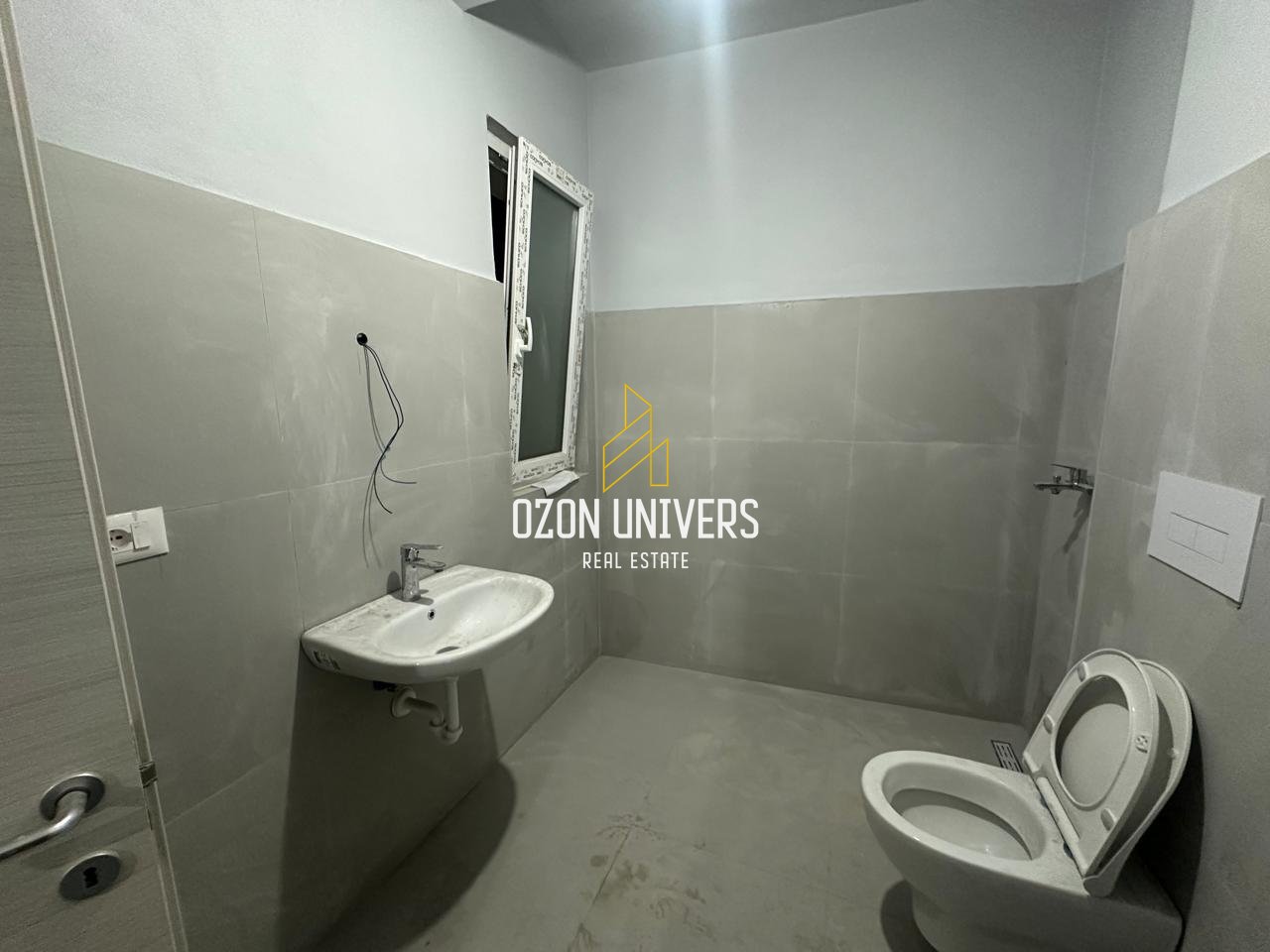 Apartament 2+1+2 për qira, tek River Residence Astir!