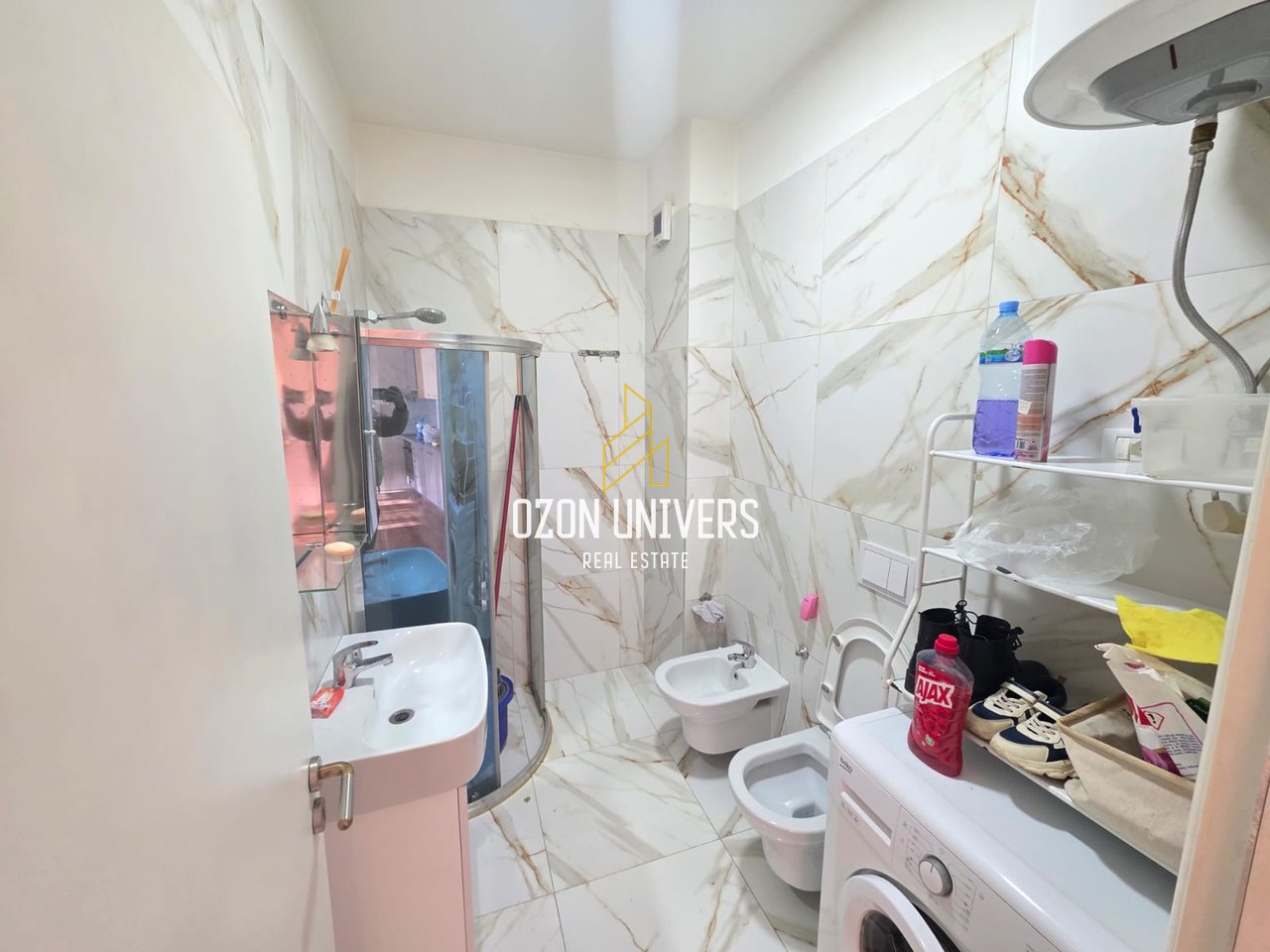 1+1 apartment for rent, in Laprakë!