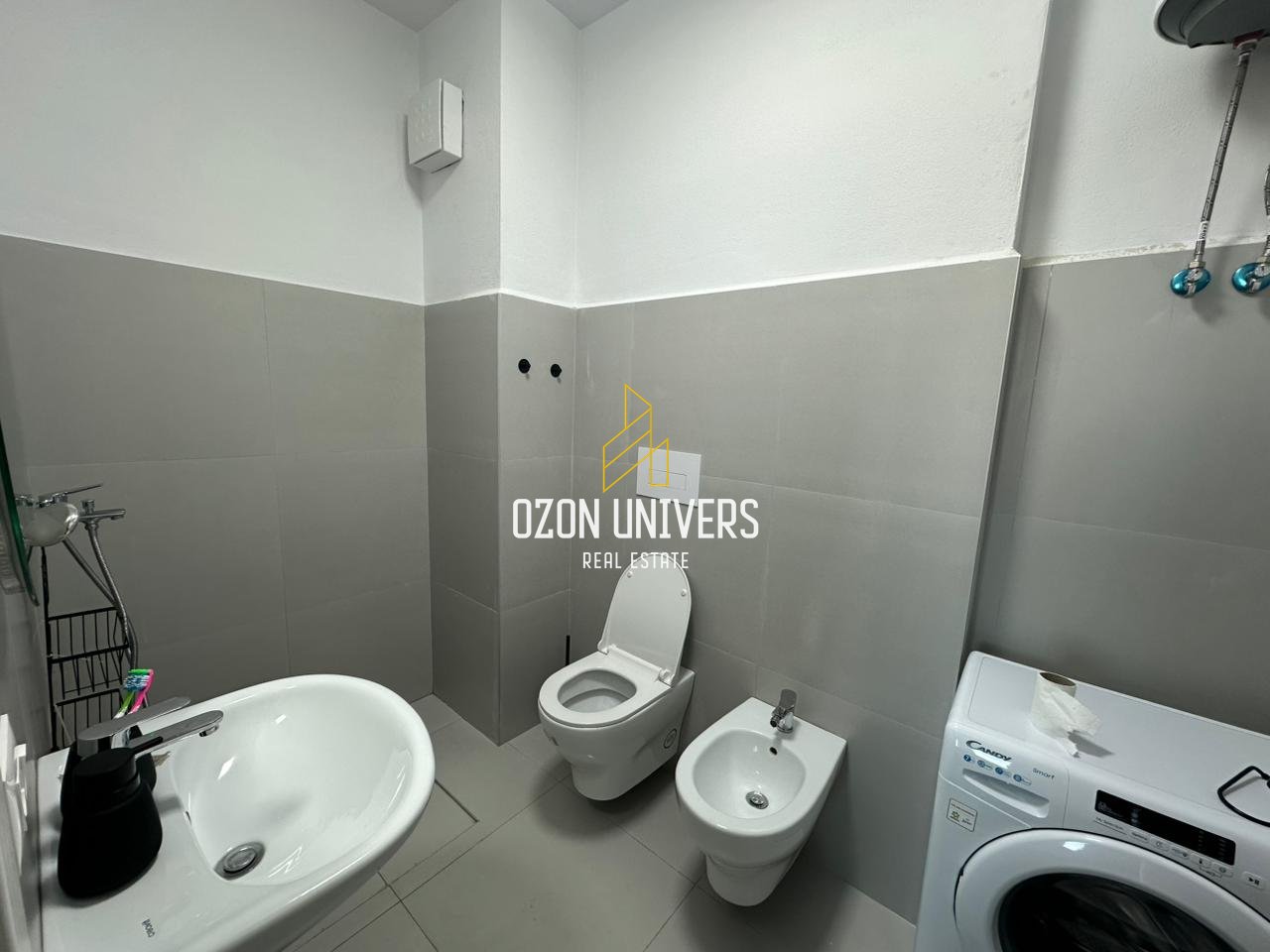 Apartament 1+1+2+ parking për qira, tek River Residence Astir!