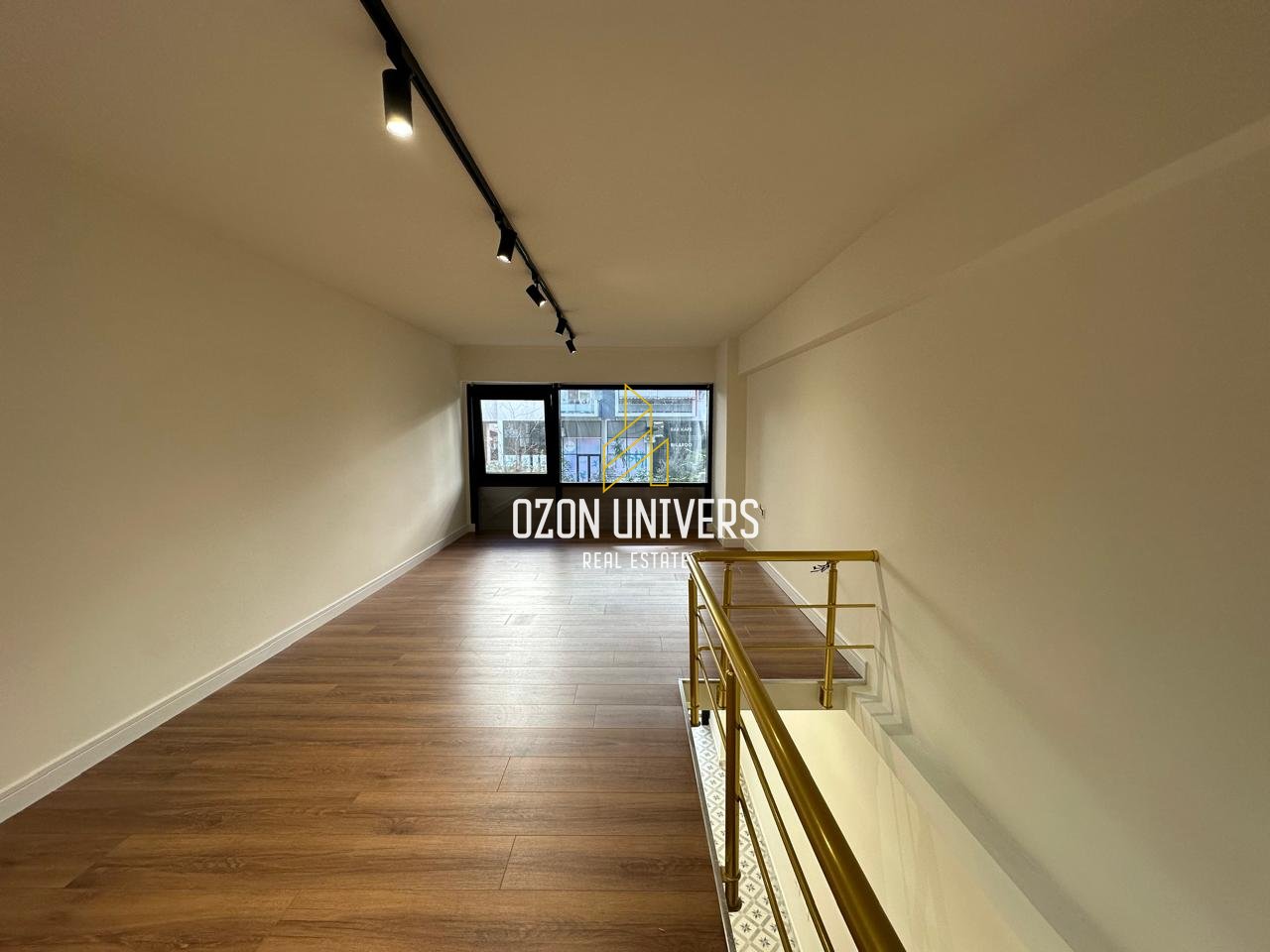 Business environment + parking for rent, Golden Park 3!