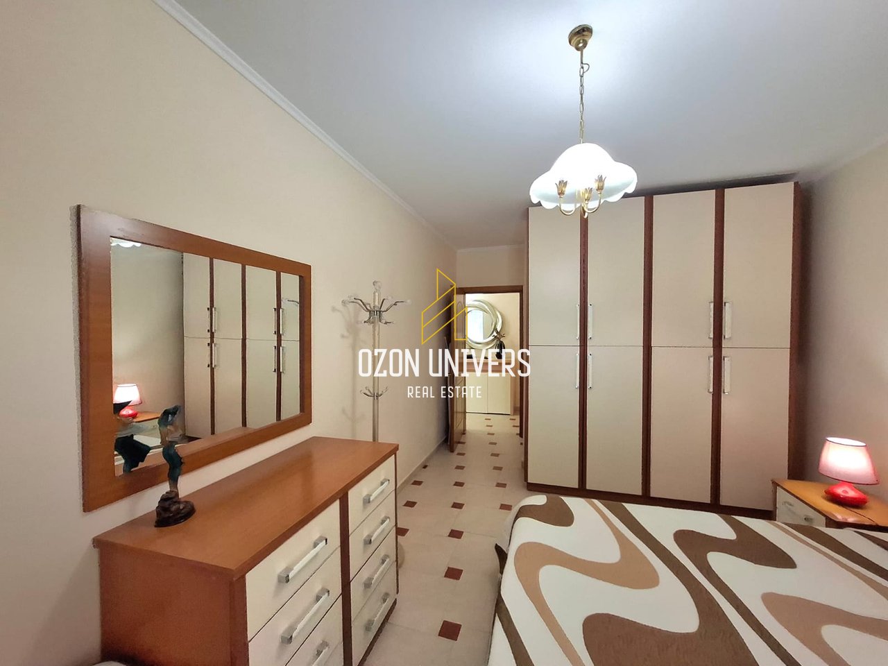 Apartament 1+1+Verandë për qira tek Kopshti Zoologjik!