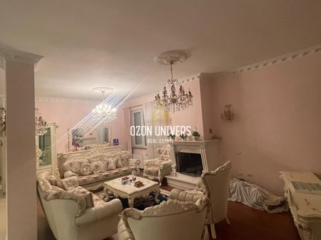 Vilë buzë detit për shitje ose qira, në Qerret!