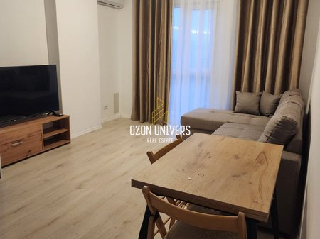 Apartament 2+1+post parkimi për qira, tek Univers City
