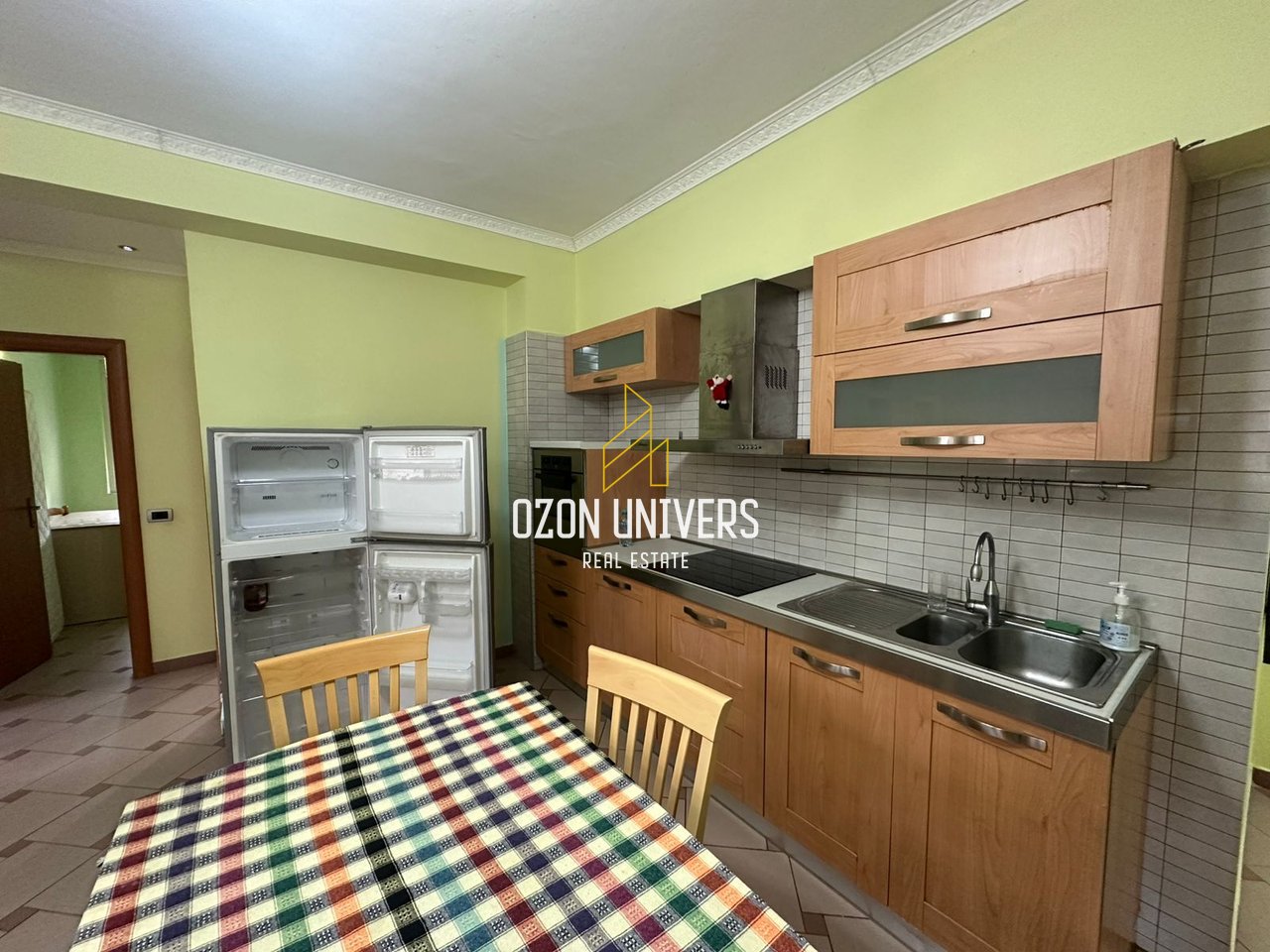 1+1 apartment for rent, on Durrës Street!