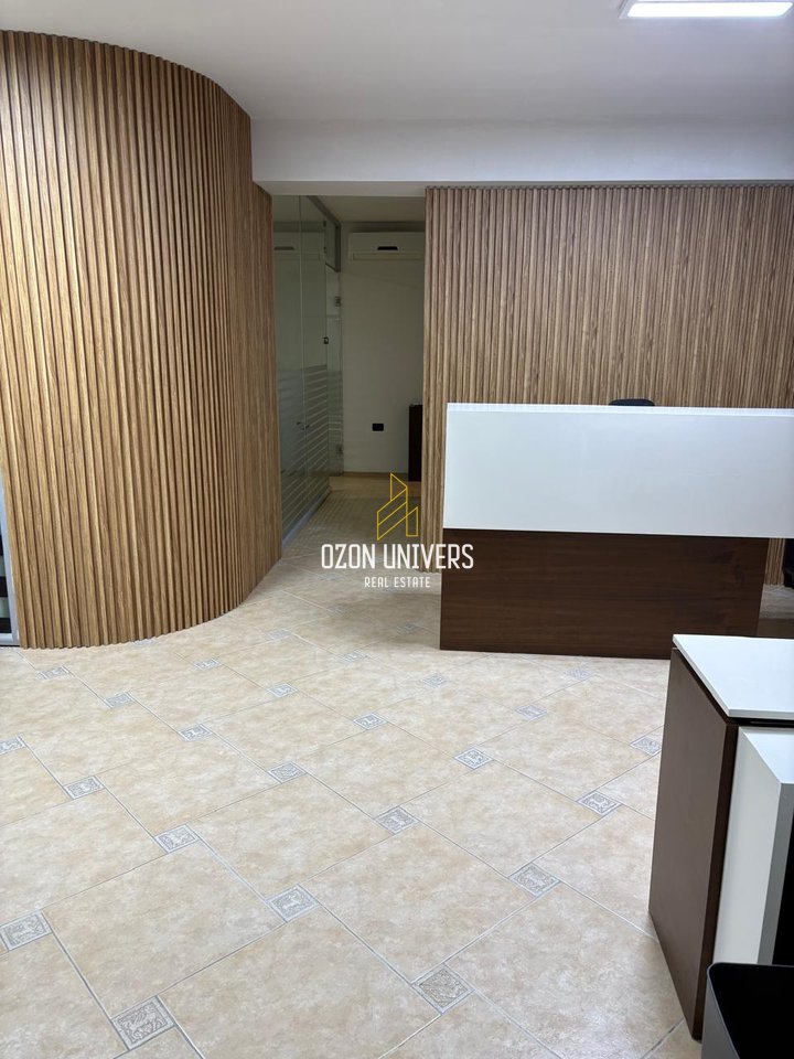 Locale commerciale in affitto a Bllok, vicino all'ex latteria!