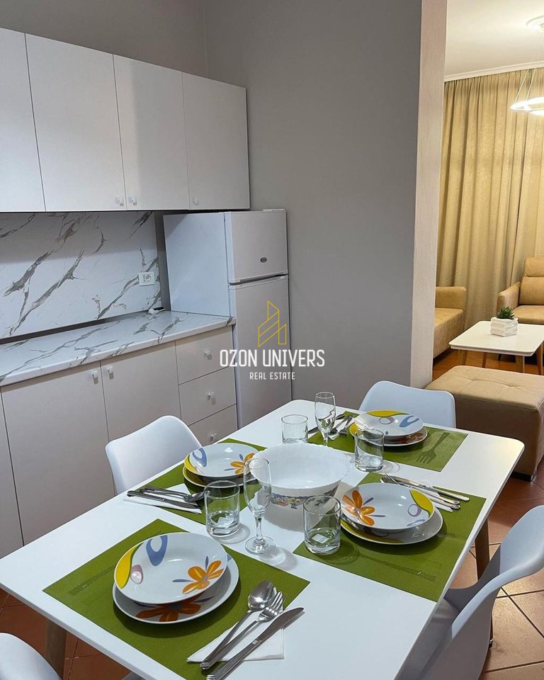 Appartamento 2+1 in affitto, vicino a Petro Nini Luarasi!