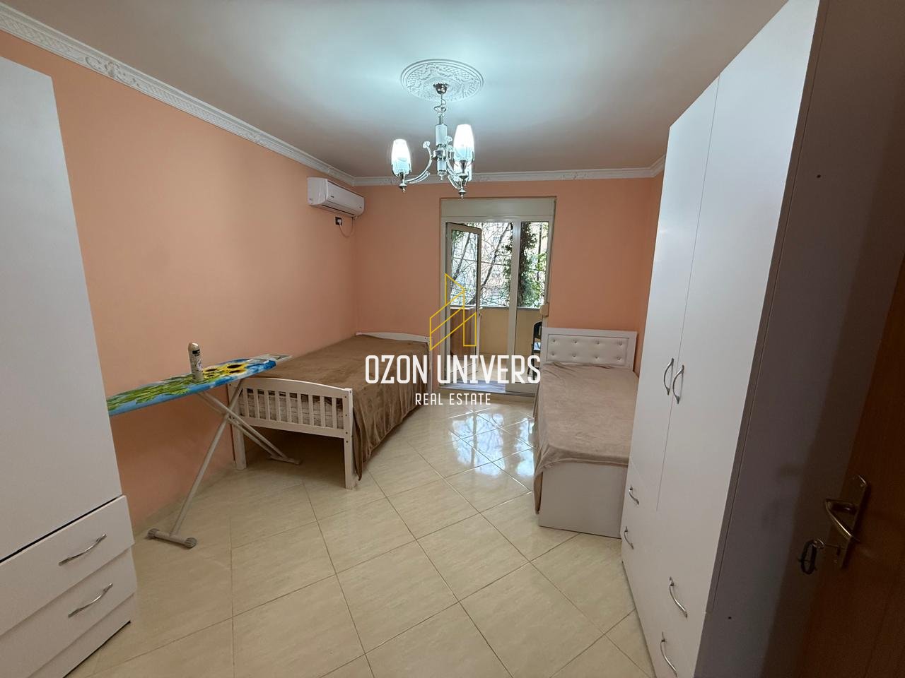 Apartament 2+1 për qira, tek Pazari i Ri!