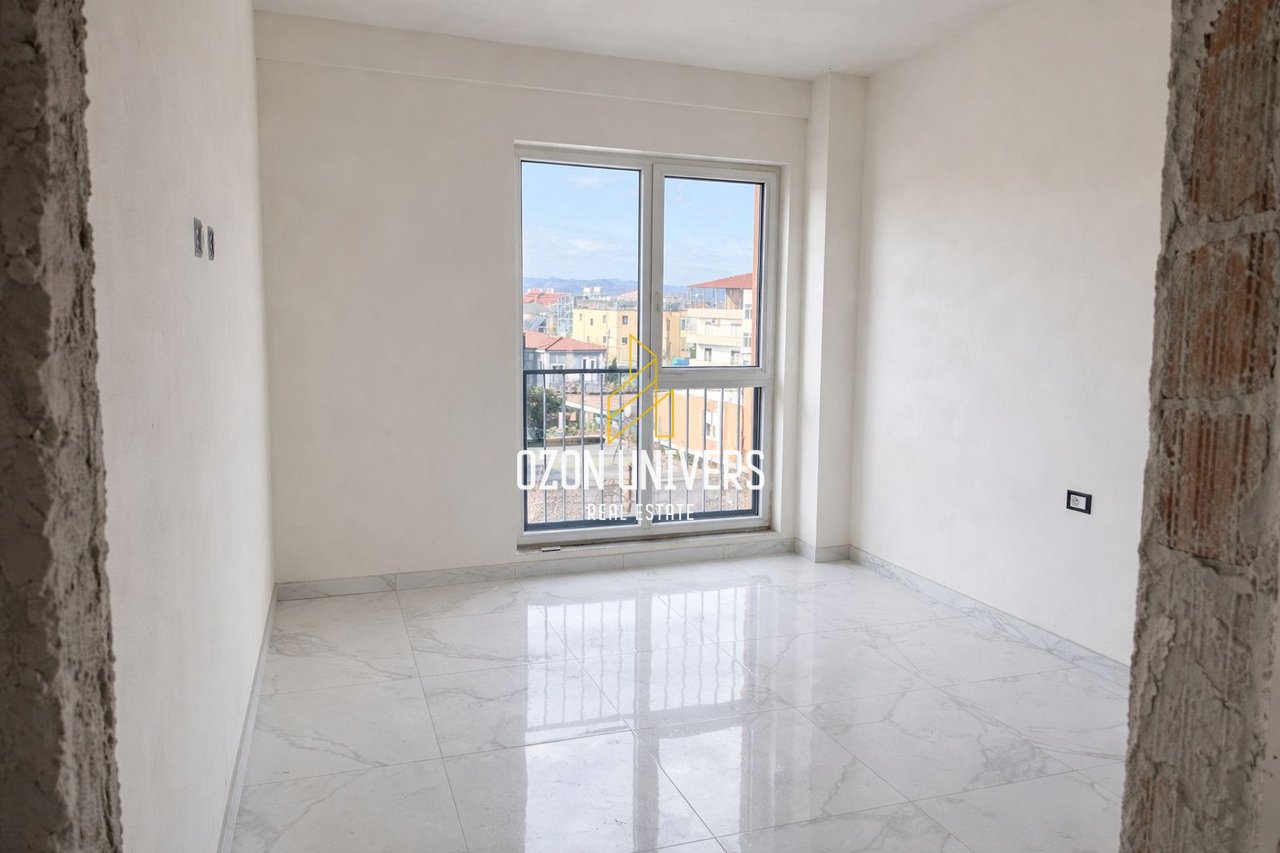 2+1+2 apartment for rent, at the New Boulevard!