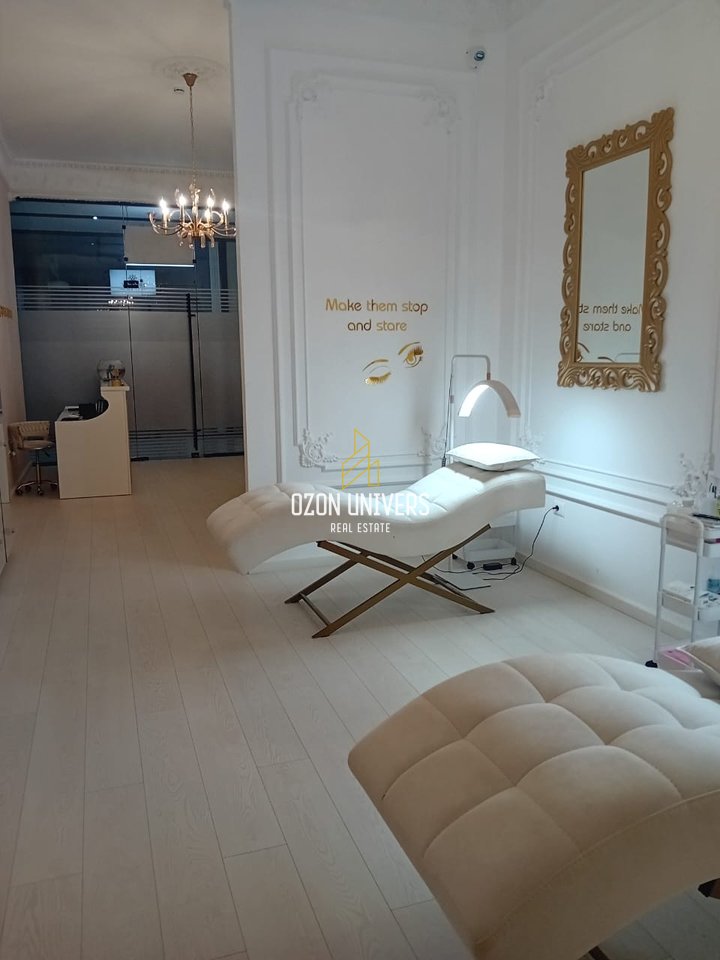 Business premises for rent, at Garden Building!