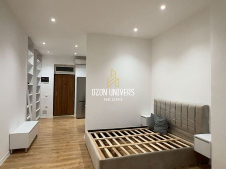 Garsoniere për qira, tek Rruga Barrikadave!