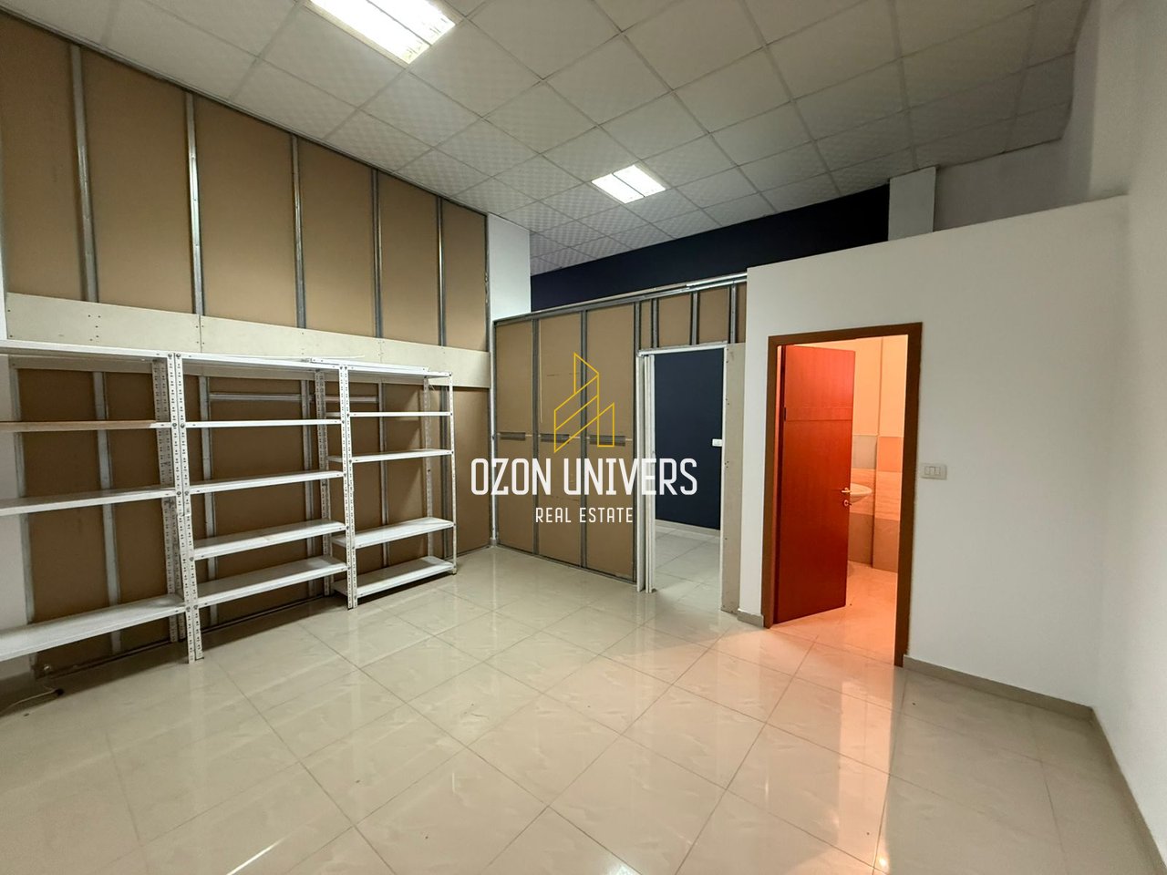 Business premises for rent, near Globe on Kavaja Street!