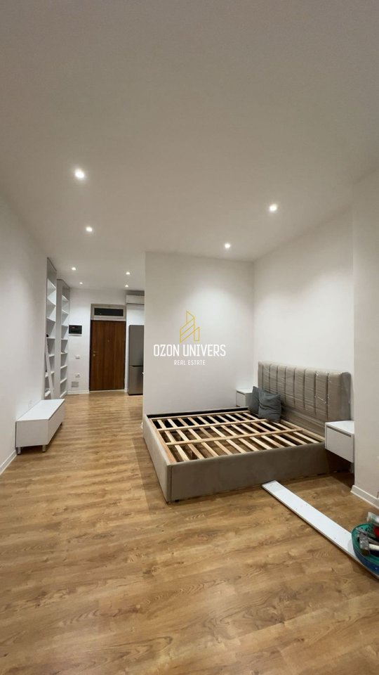 Garsoniere për qira, tek Rruga Barrikadave!