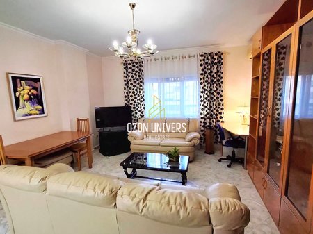 Apartament 1+1 për qira tek Komuna e Parisit!