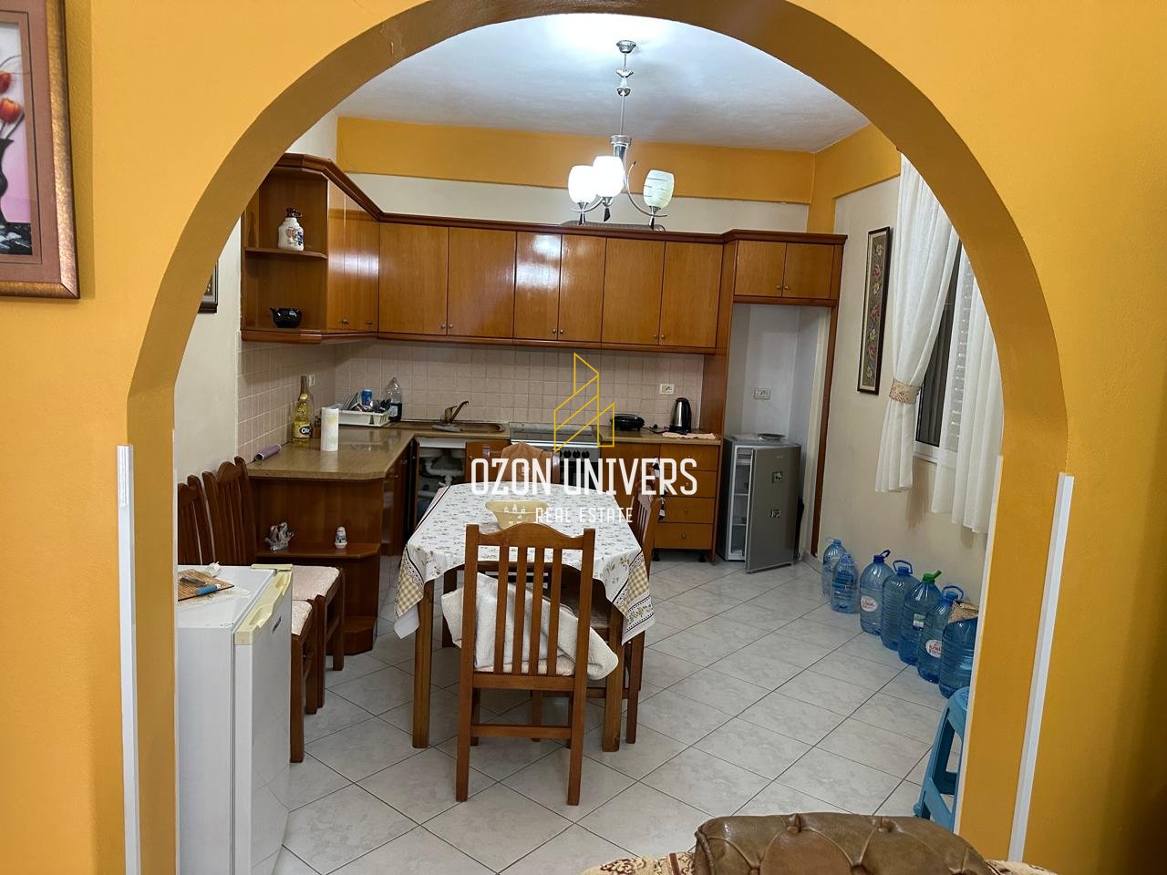 Shtëpi 2+1 në shitje, në Sarandë