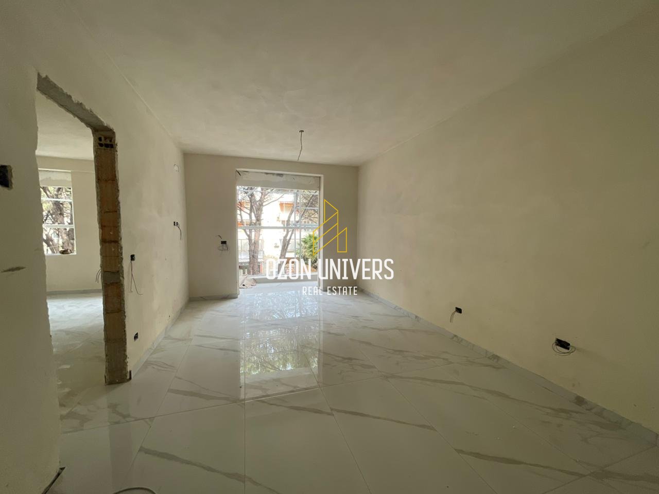 Apartment 1+1 for sale at Mali i Robit, Golem!