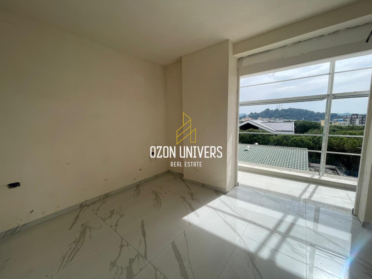 Apartment 1+1 for sale at Mali i Robit, Golem!!