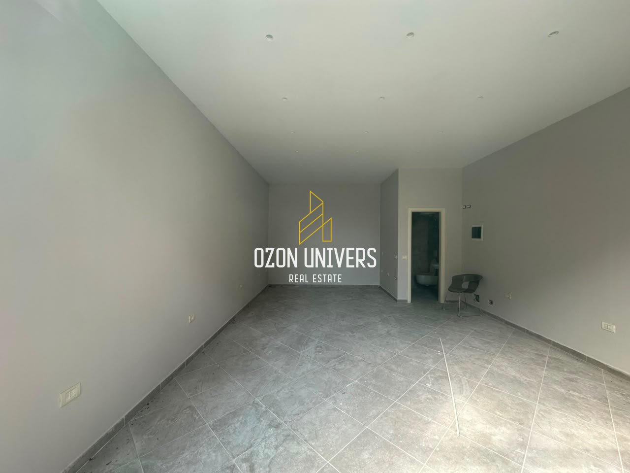 Office space for rent, Green City Residence!
