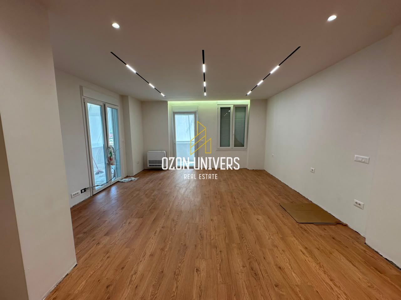 Appartamento per uffici 2+1+2 in affitto, Ex Esposizione!