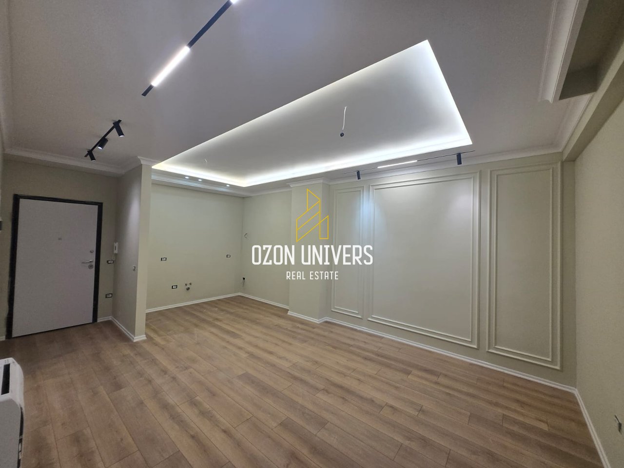 1+1 apartment for rent, near the Paris Commune!