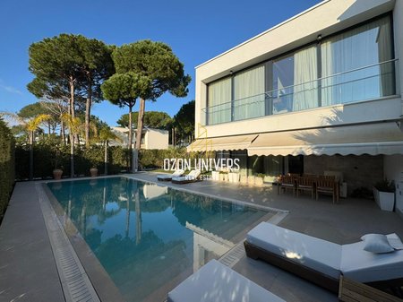 Luxury villa for sale at San Pietro Residence, Gjiri i Lalzit!