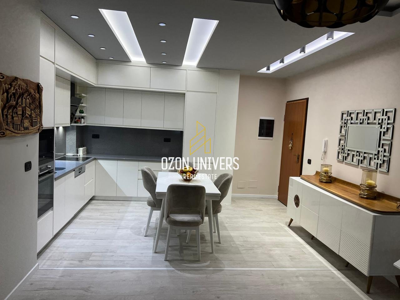 Appartamento 2+1+2 con parcheggio, vicino al Lago di Tirana!