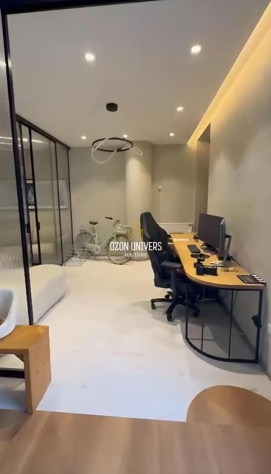 Ambient biznesi për qira në Bllok!