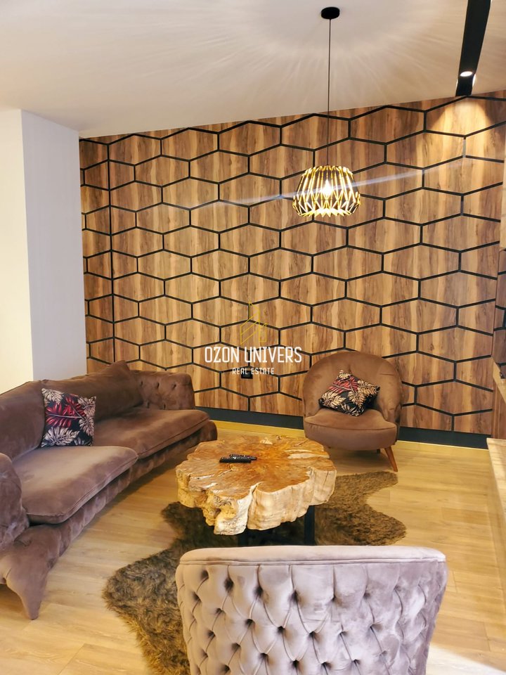 Apartament 2+1+2 për qira, tek Rruga e Elbasanit!