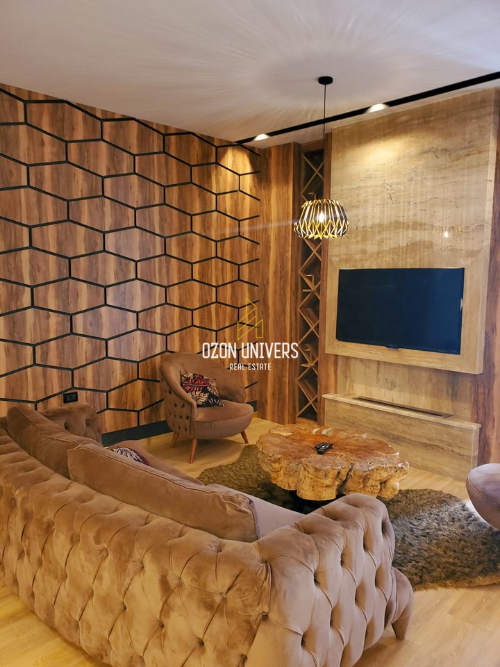 Apartament 2+1+2 për qira, tek Rruga e Elbasanit!