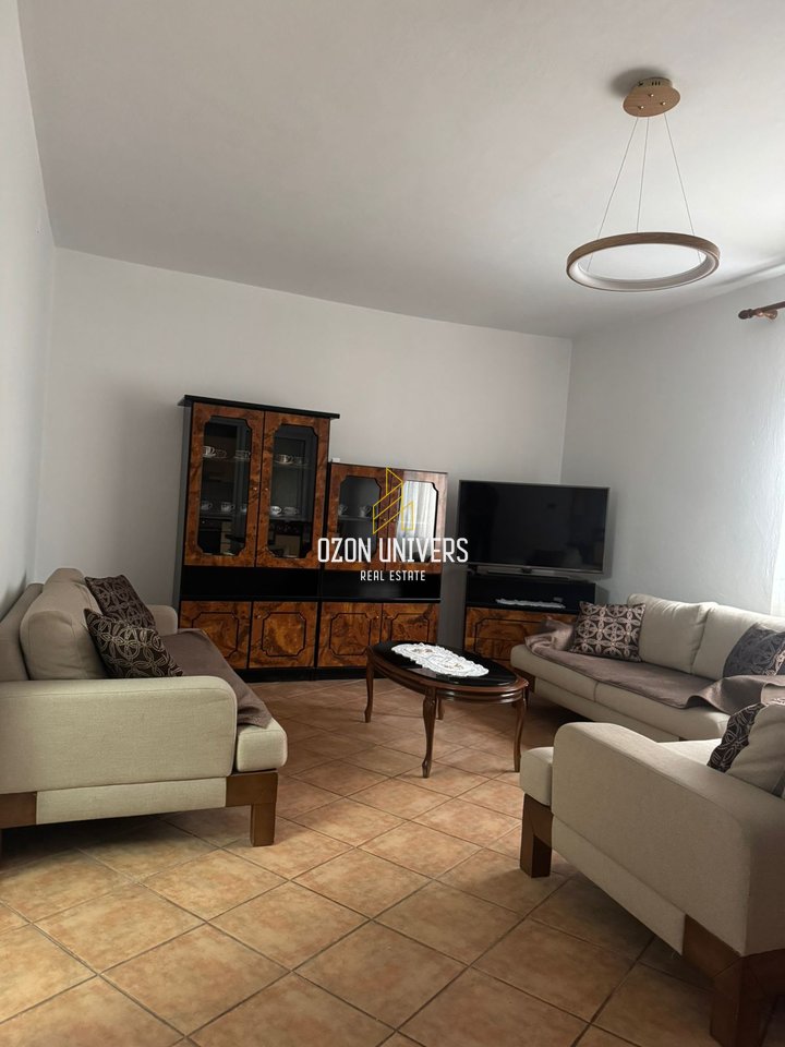 2+1 apartment for rent, in Shkozë!