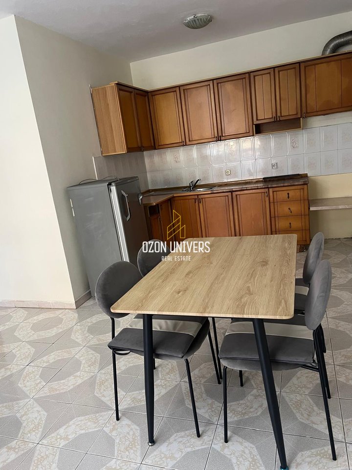 Appartamento 2+1 in affitto, vicino a Via Congresso di Manastir!