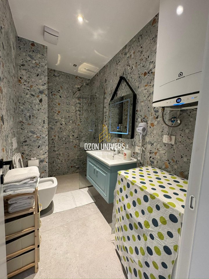 For sale 3+1 apartment divided into 3 units, at Golden Tower, Mine Peza!