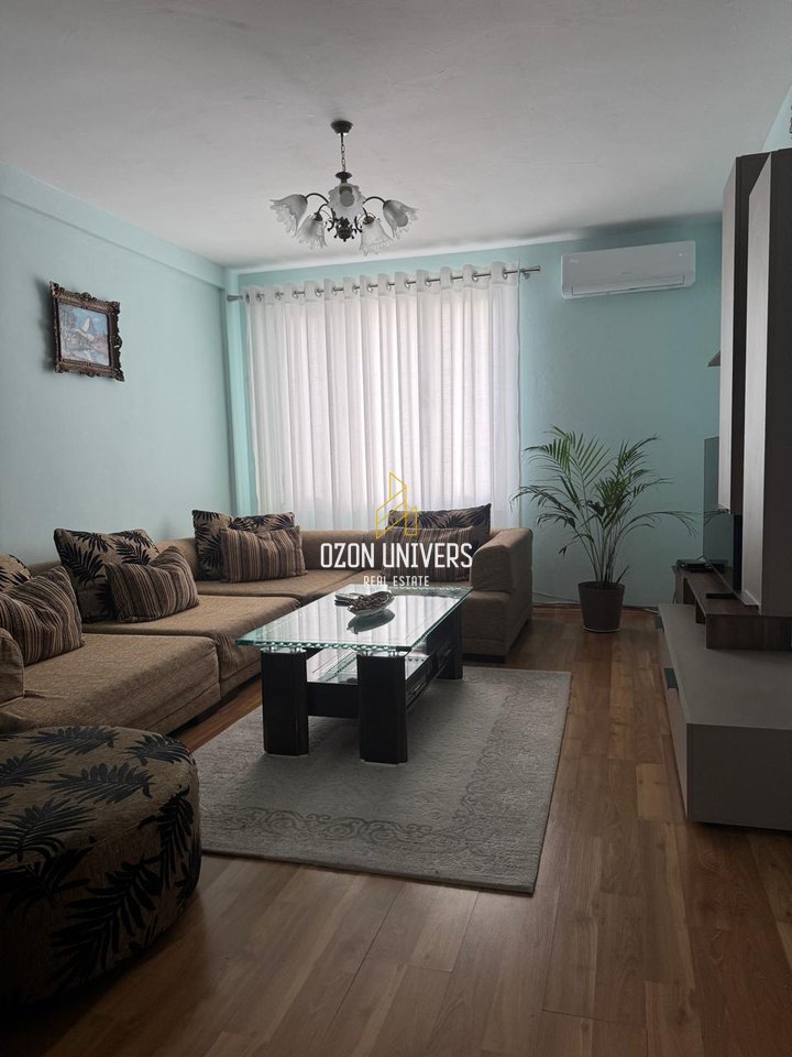 Apartament 1+1 për Qira, tek Stadiumi Dinamo!